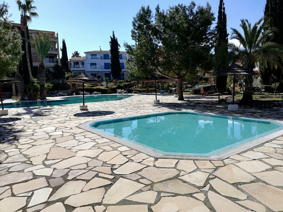 Family Paradise- Luxury Combined With Home Comfort Paphos Exterior foto